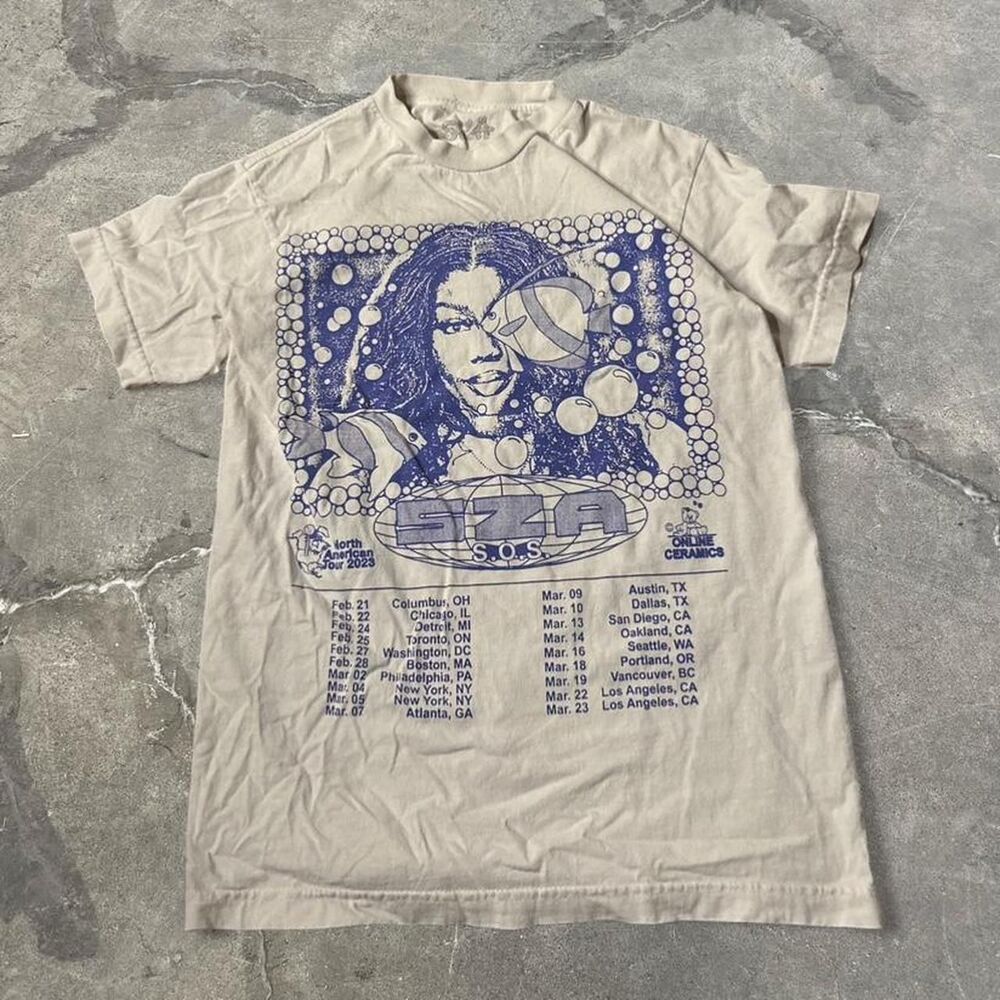 American-vintage Women's Cream and Tan T-shirt